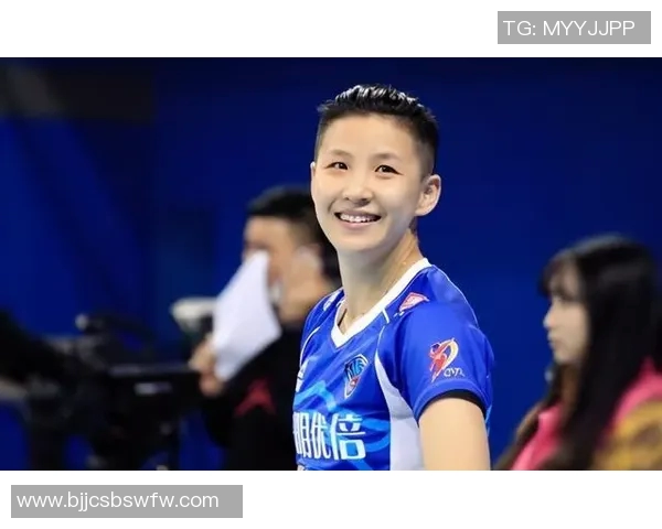 重庆排球队防反战术解析与排球热点动态深度剖析 重庆排球队防反战术解析与排球热点动态深度剖析