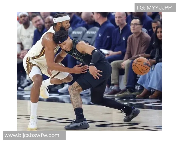 勇士与鹈鹕精彩对决录像回放11月1日全场回顾与分析