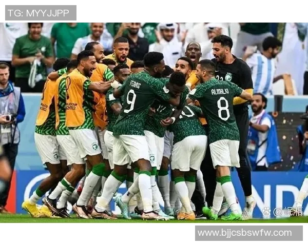 阿联酋与沙特友谊赛精彩对决展现两国足球实力与团结精神 阿联酋与沙特友谊赛精彩对决展现两国足球实力与团结精神